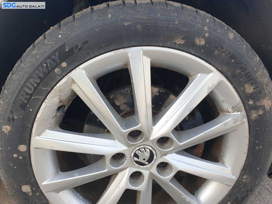 Set 4 Jante Roti Aliaj 5x112 225 45 17 R17 Skoda Octavia 2 2004 - 2013 [0325]