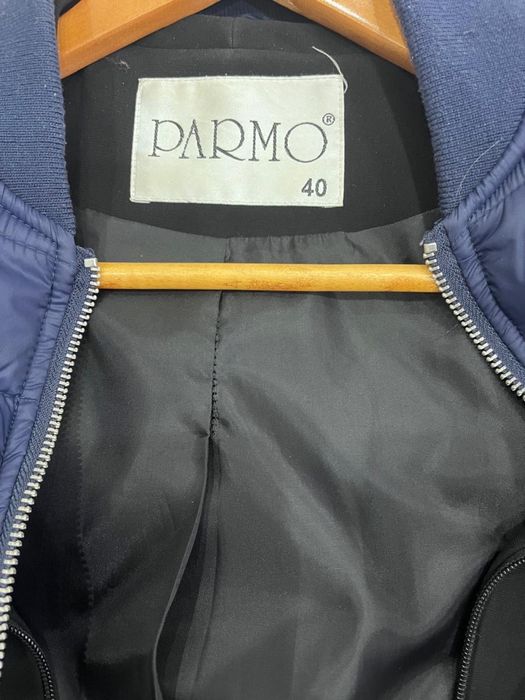 Куртки разные в отличном состоянии.