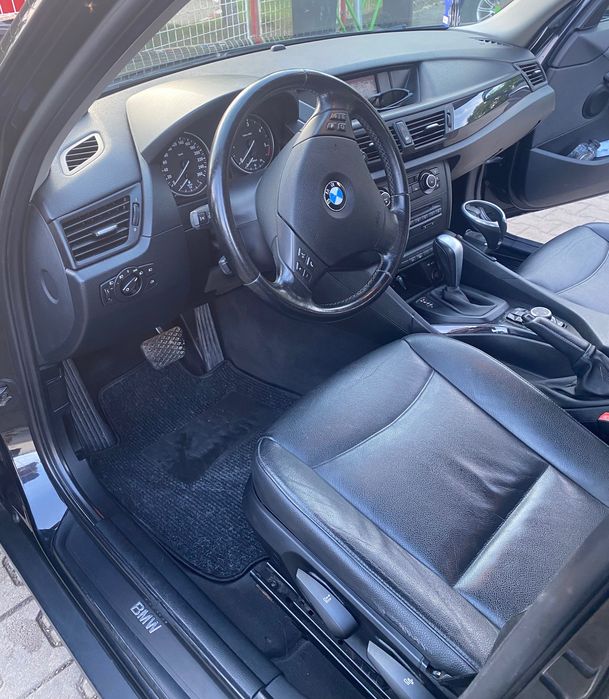 BMW X1 xDrive 2.0 Diesel Automat, Piele,2011,pret6.500 €