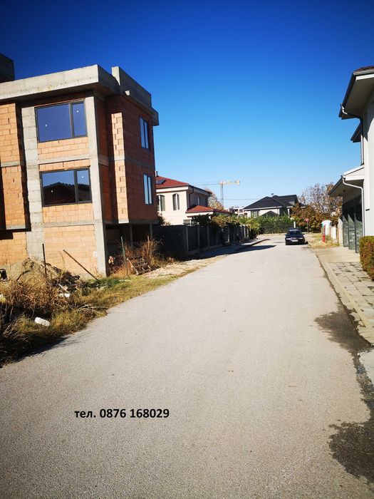 Продава се Тристаен апартамент в Пловдив, Южен - 98 кв.м за 1215 €/кв.м - Снимка #1