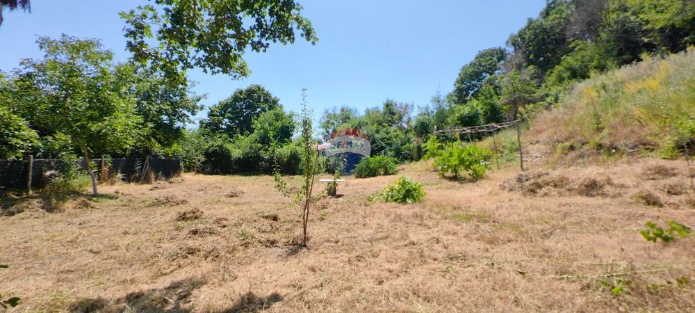 Продава се Парцел в к.к. Златни пясъци - 901 кв.м за 17 €/кв.м - Снимка #6