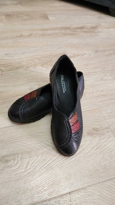 Мокасины            .