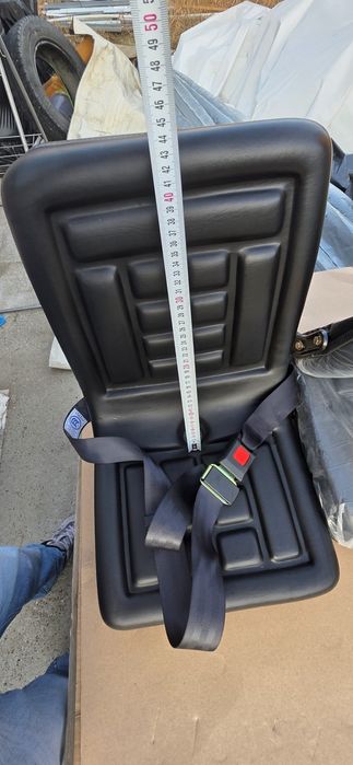 Scaun tractor macara multicar stivuitor preț 340 lei se poate trimite