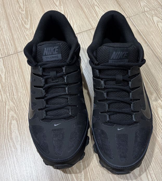 Маратонки Nike Reax 8