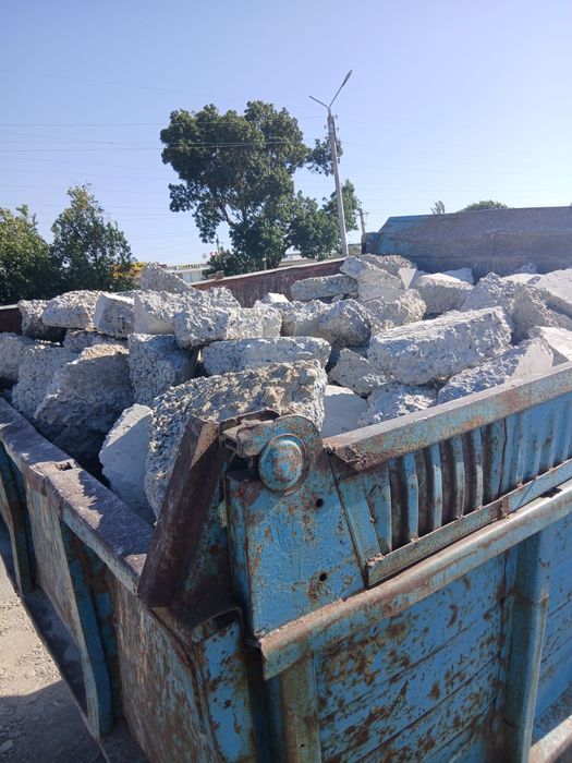 Qurilish uchun kamok toshlar arzon va sifatli yetkazib berish ichida