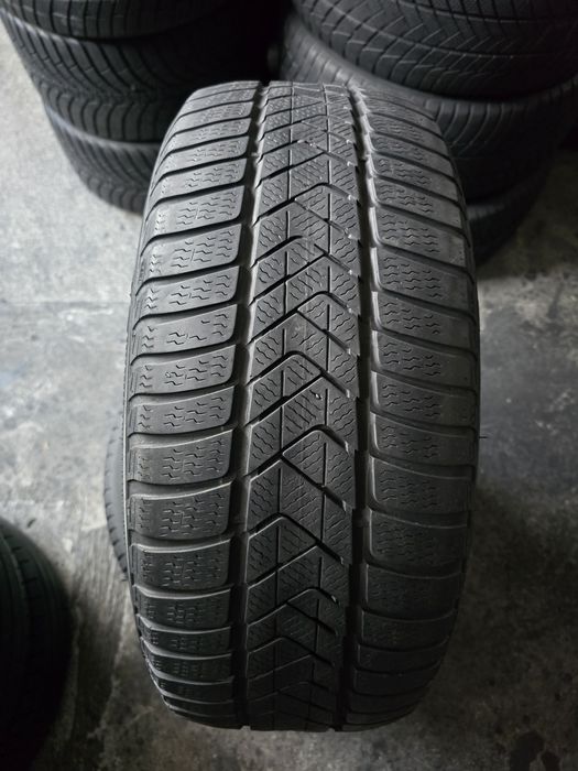 Pirelli 245/45 R18 100V MS iarnă runflat