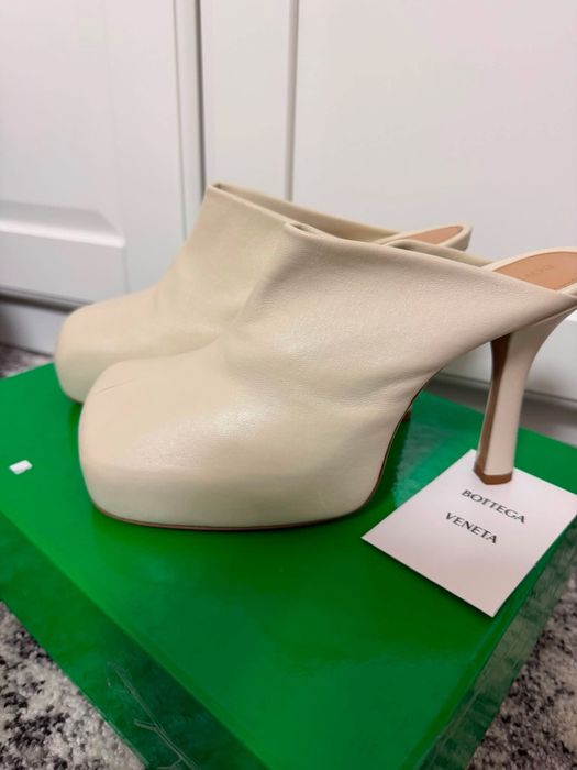 Bottega Veneta