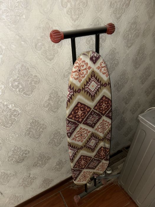 Гладильная доска в хорошем состоянии