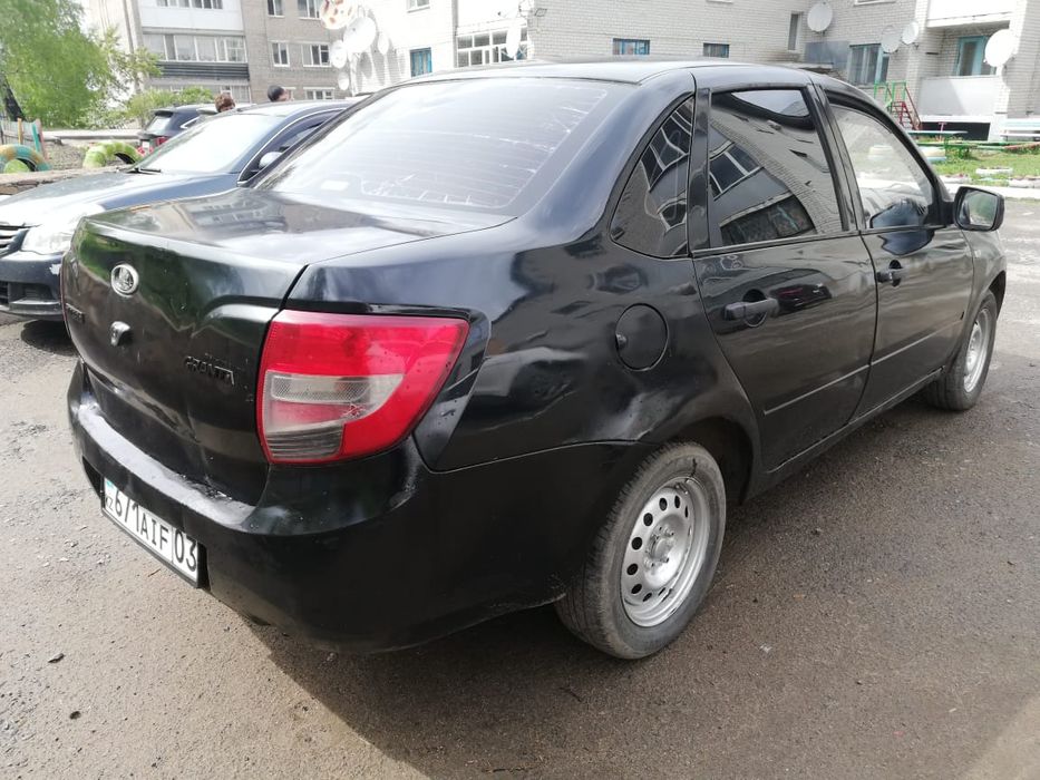Продам Гранту 2013 года