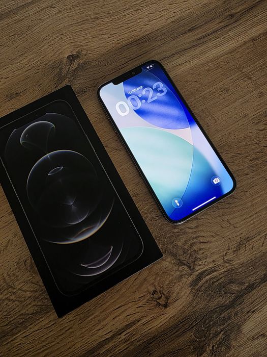 Продам IPhone 12 pro max 512 gb