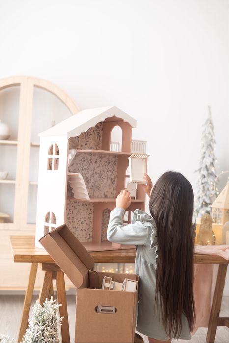 Кукольный Домик