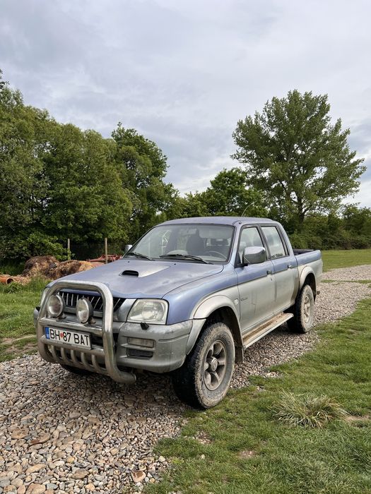 Mitshubishi l200 an 2000