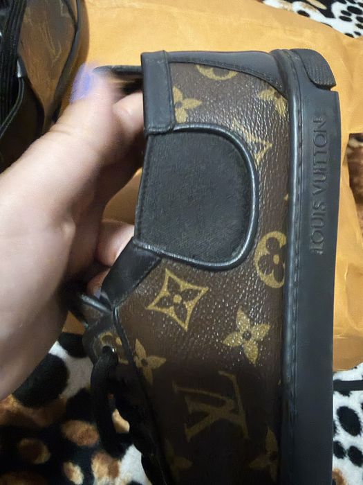 Adidasi louis vuitton