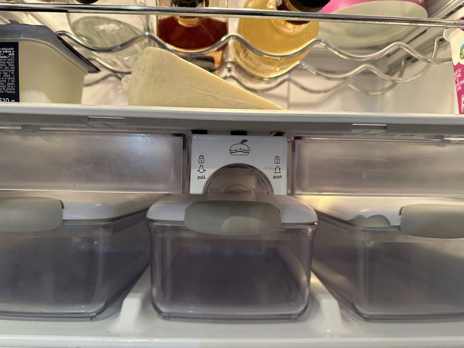 Хладилник ARISTON Hotpoint