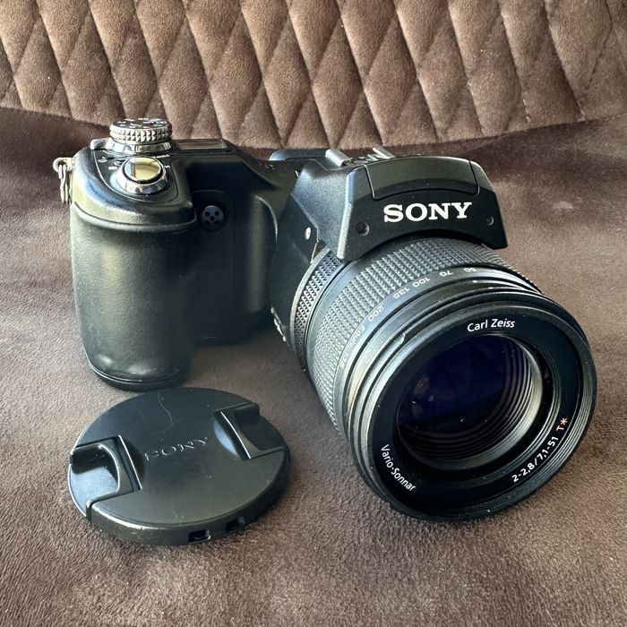 Sony sybershot DSC f828