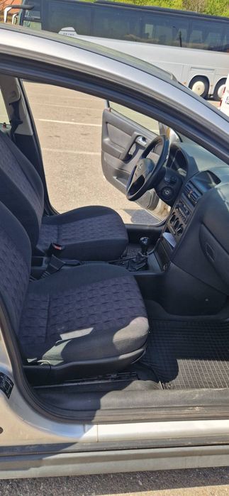 Opel Astra, 1,6 benzină, an fabricație 2002