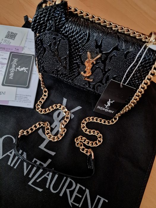 Geanta mini model croco, logo metalic auriu, saculet, etichetă incluse