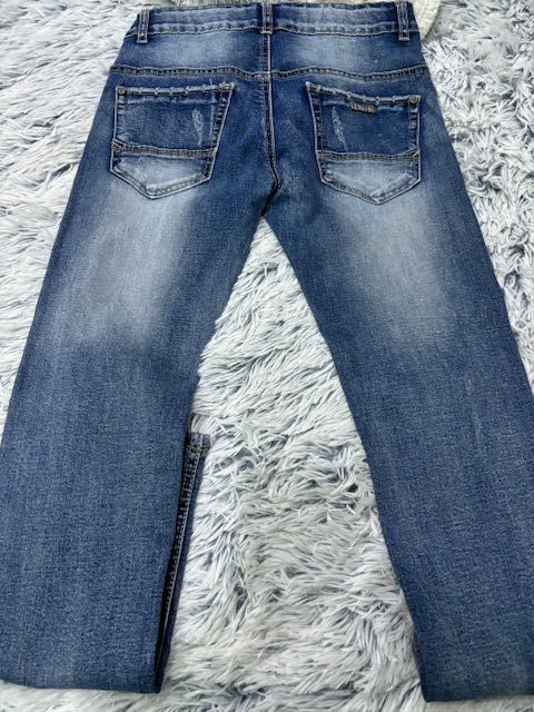 Детско яке,пролет/есен.-25лв.И Детски дънки.цена-15лв.