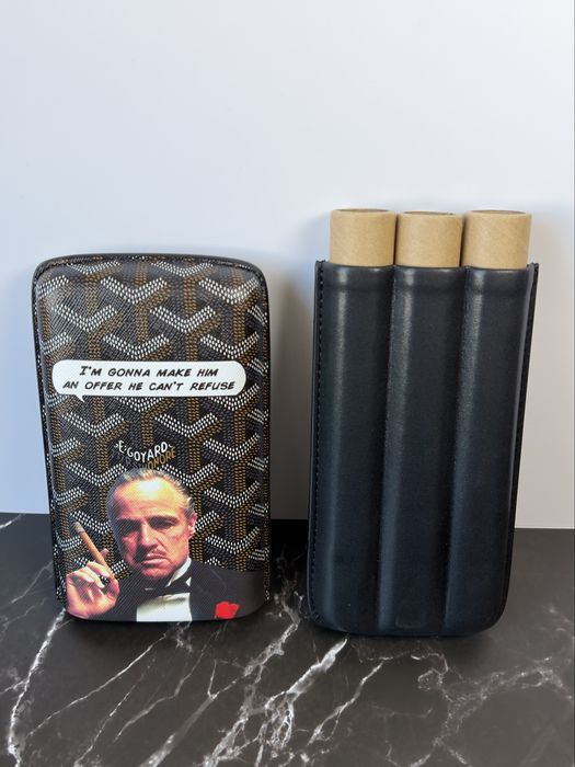 Кожен Калъф за Пури Goyard Godfather