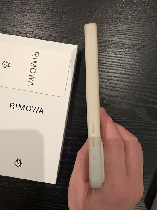 Rimowa iPhone 17 Pro Max Aluminum Case Husa  Argintie  Metalica