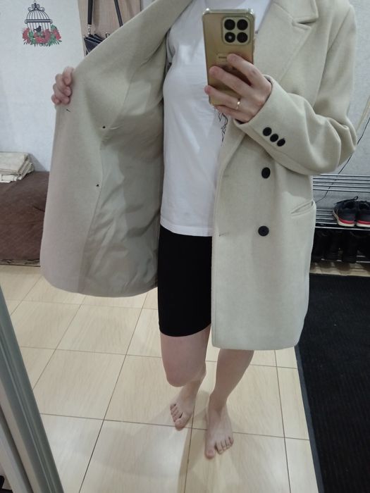 Продам пальто 5000 тг