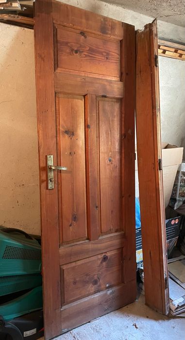 Стара дървена врата от масив 196 х 75 см