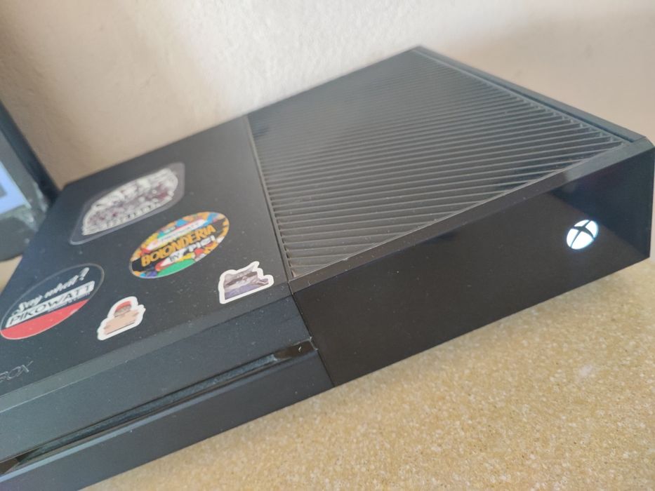Consola XBOX ONE cu jocuri