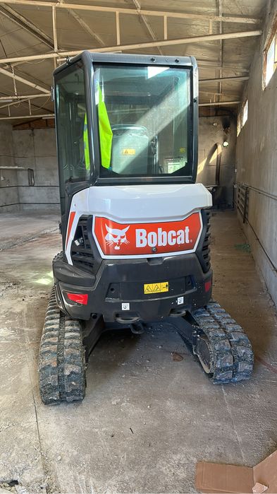 Execut lucrari cu Miniexcavator/Buldoexcavator/Miniincarcator