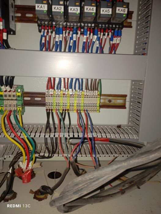 Профессиональный электрик