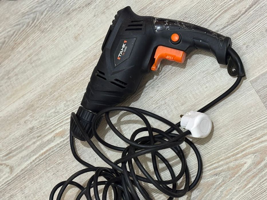 Продам инструмент читайте описание