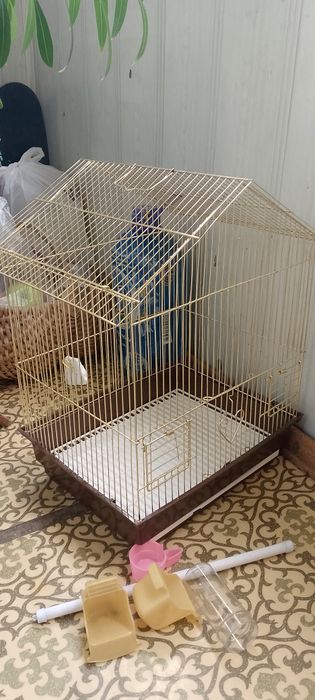 Клетка для птиц.