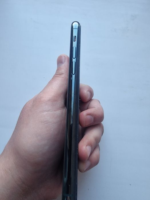 Iphone 11 pro в отличном состоянии