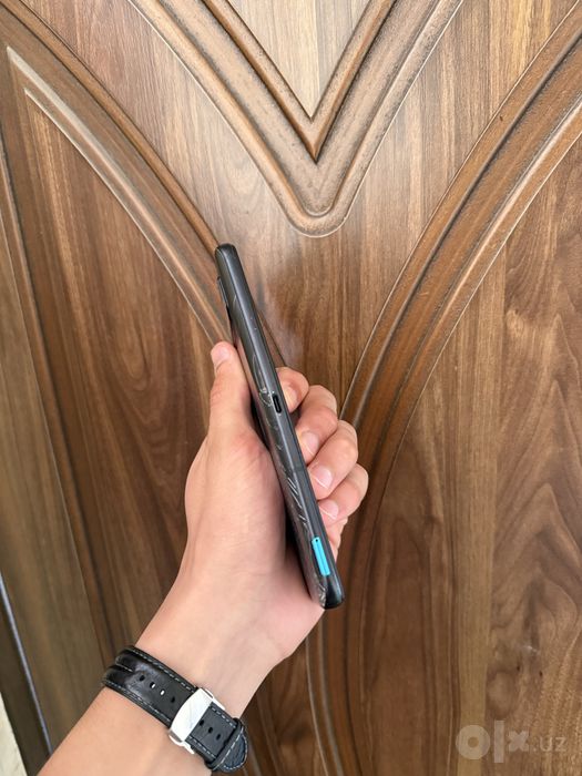 Asus Rog Phone 6D 12/256Gb 165Hz