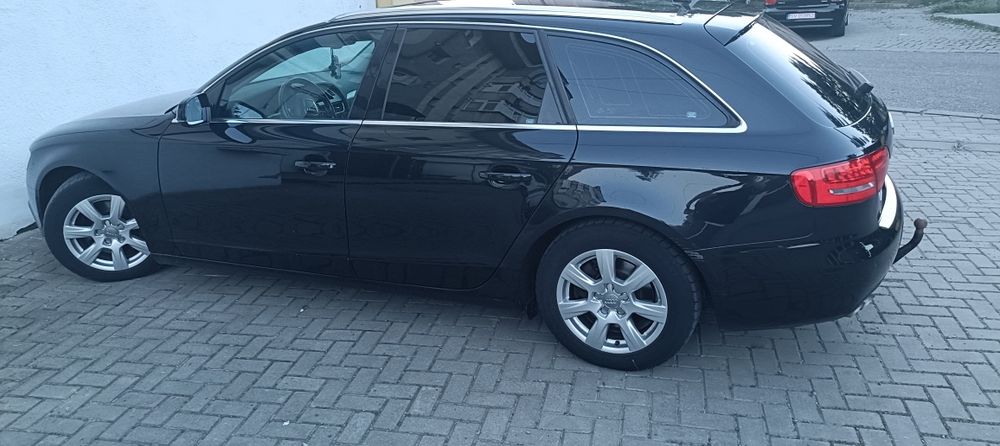 AUDI A4 Avant 2010 — imagine 2