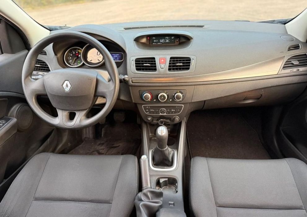 Renault Megane 1,6 Benz și gaz  2011