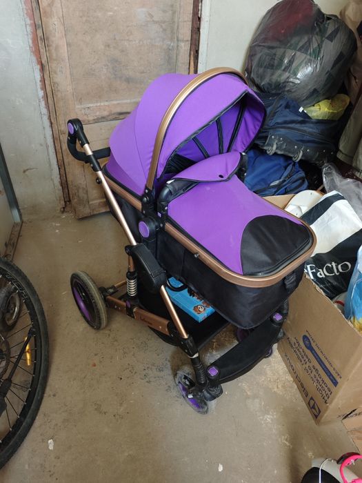 Продам коляску belecoo