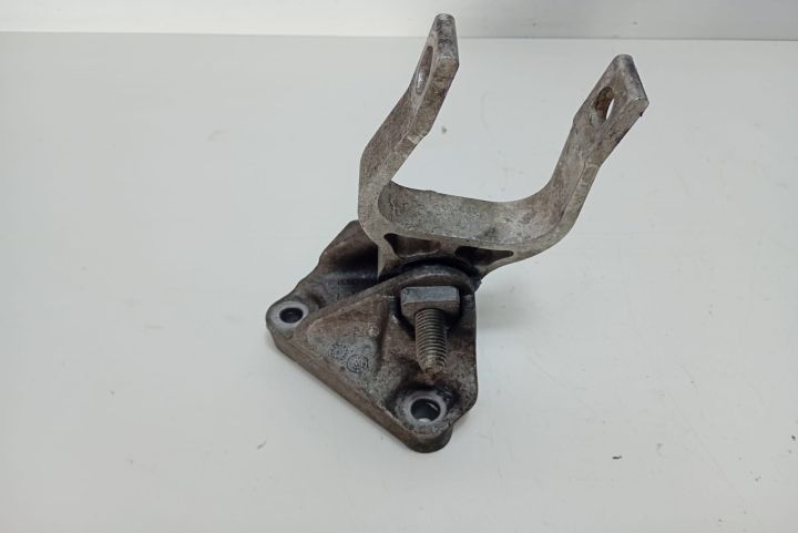 Suport motor 2.0 dci 113320003R Renault Trafic a 2-a generatie (facel