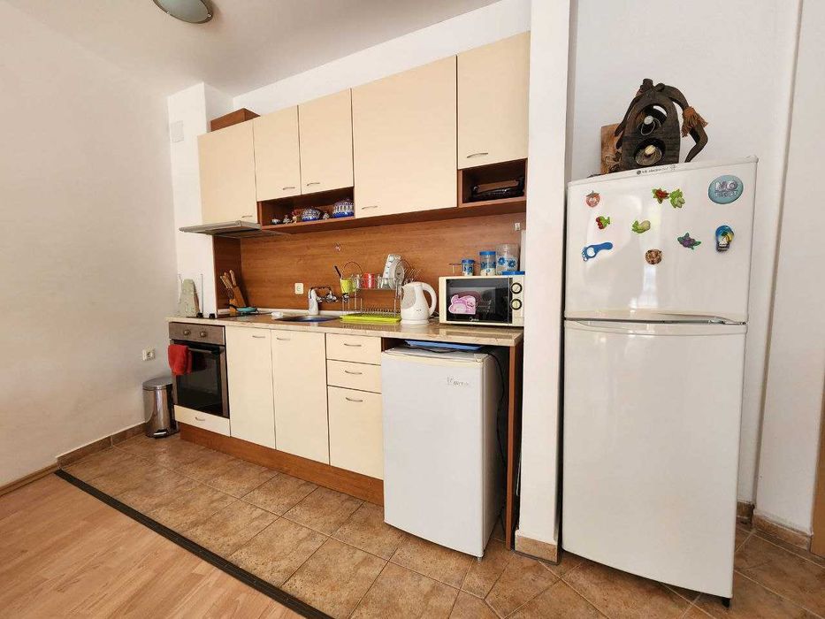 Продава се Двустаен апартамент в Балчик - 68 кв.м за 736 €/кв.м - Снимка #2