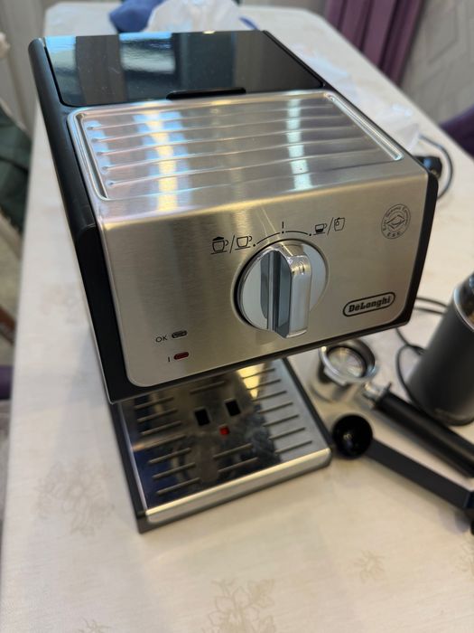 Кофемашина Delonghi