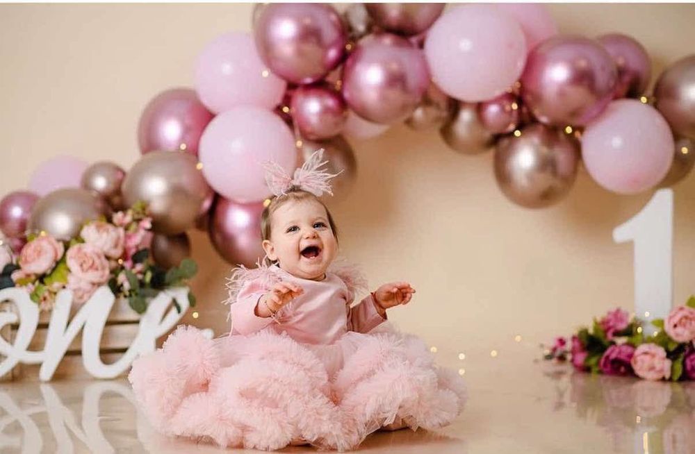 Продавам рокли мама и бебе