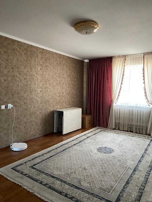 Продается дом в 10-ом микрорайоне.
