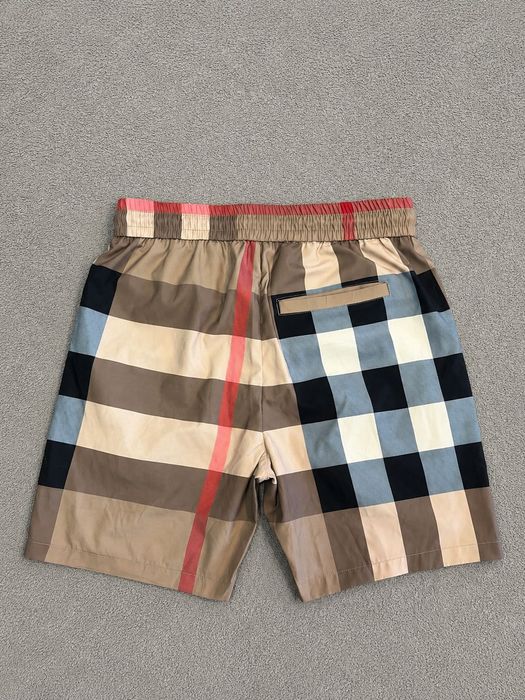 Къси панталони/бански “Burberry”