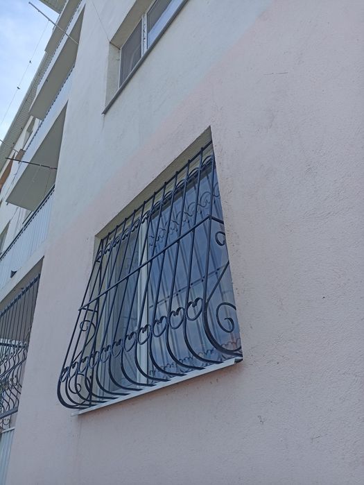 Решётки на окна металлические