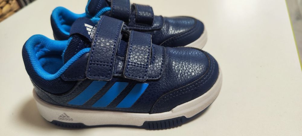 Детски маратонки Adidas 25