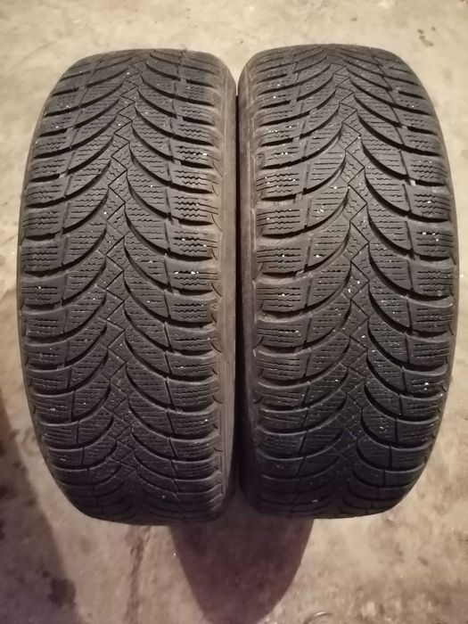 Продавам 2 броя зимни гуми 195.60.16 на 1 сезон дот 2019 Nexen