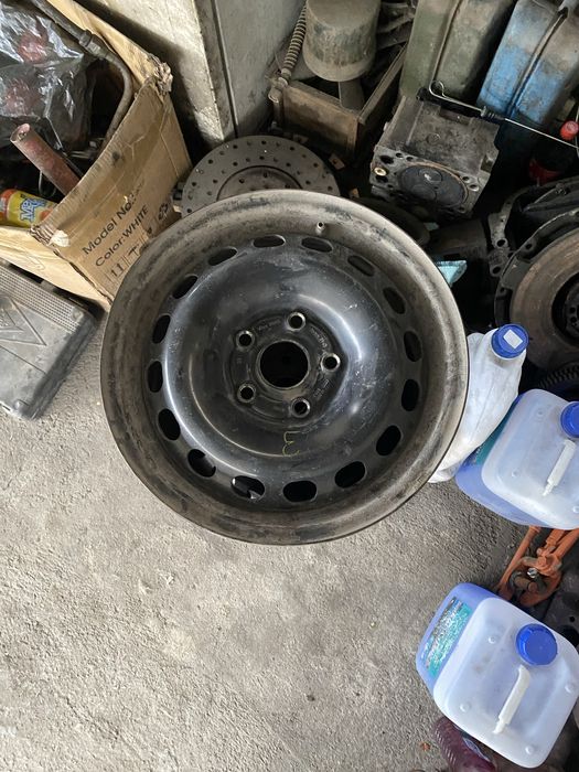 Диски от Audi 100 C4