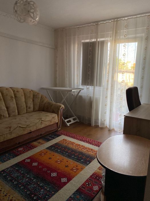 Apartament cu doua camere de inchiriat in rogerius Oradea