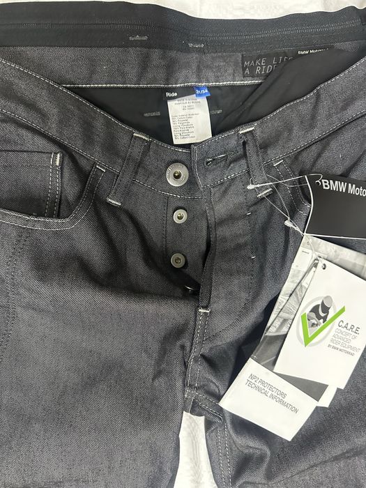 Vand blugi de motocicleta