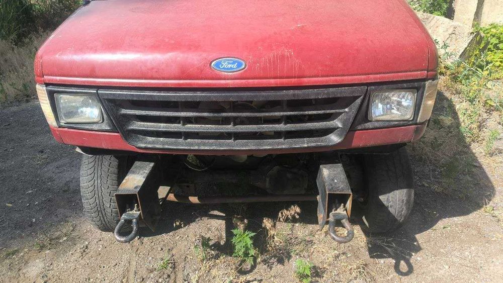 Ford Econoline E350 4x4 1993 года выпуска