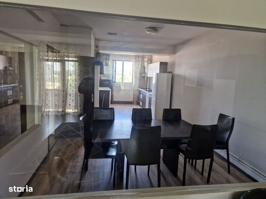 Apartament 4 camere - 127 m2 - Centrala Proprie